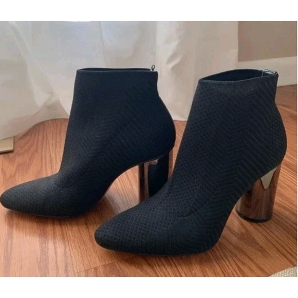Zara knit cloth stretchy heeled boots. Size 40 - Picture 1 of 4